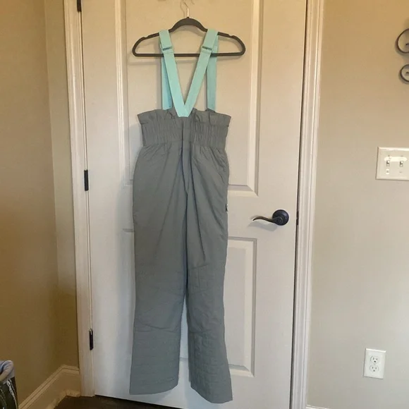 Free People Movement All Prepped Ski Bib - Greyed Olive - Picture 5 of 13
